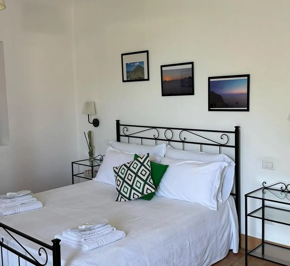 Guest house Le Sette Perle Hotel Malfa  Italy
